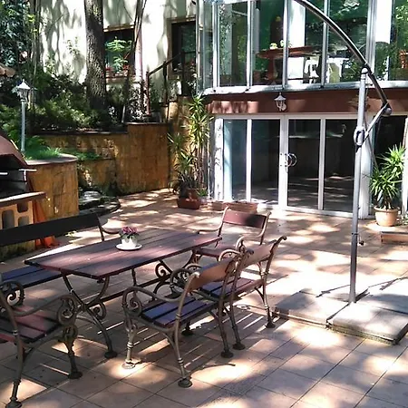 Podkowa Bed & Breakfast 3*